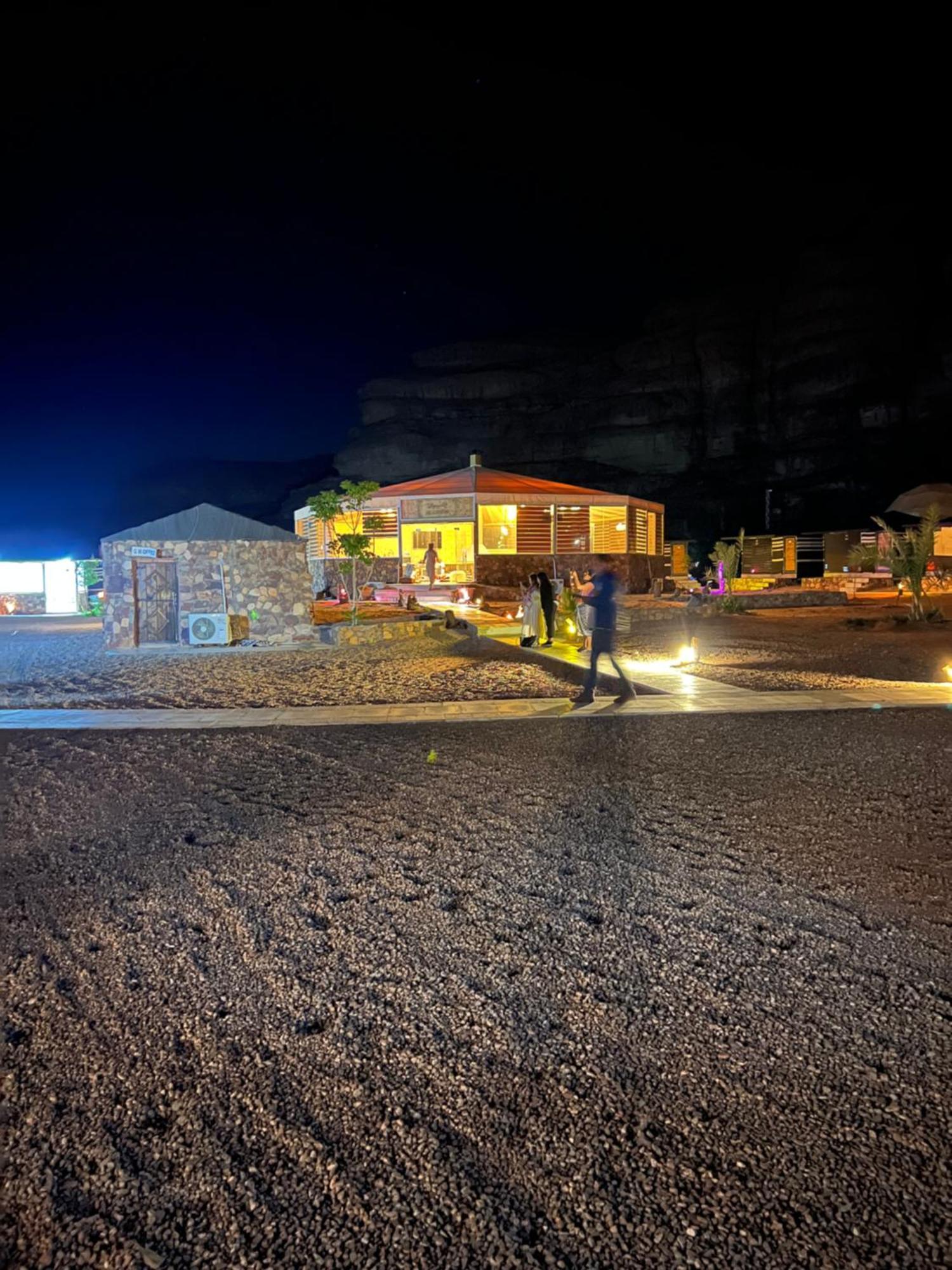 Revan Rum Luxury Camp Wadi Rum Luaran gambar